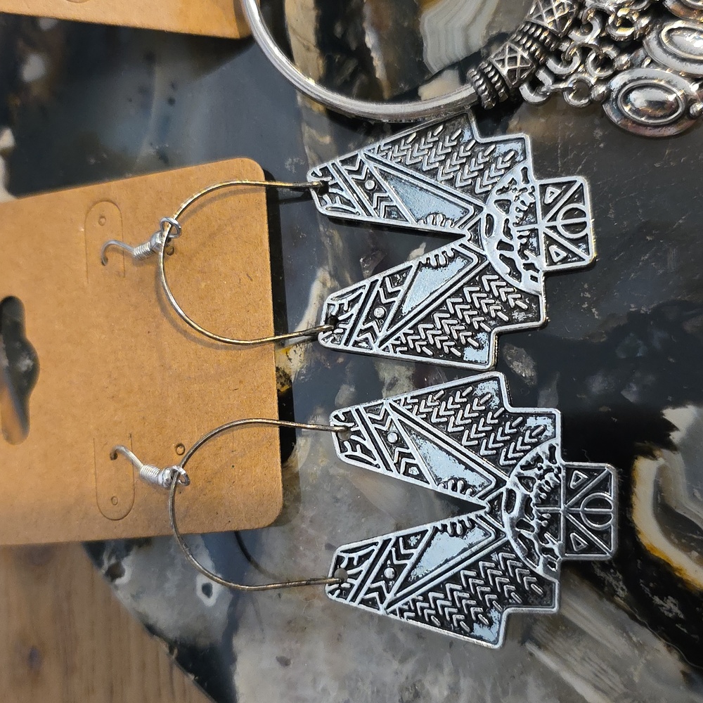 Bohemian Earrings Set - Picture 4 of 4